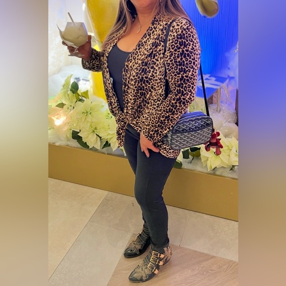 👑✅PRICE FIRM✅ Black Fashion Monogram Sac Cap Vert Style Crossbody Bag. - Picture 16 of 17